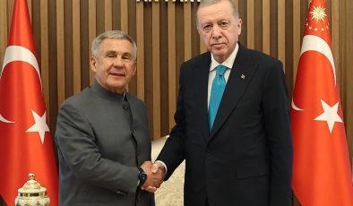 Erdoğan, Tataristan Cumhurbaşkanı Minnihanov ile görüştü